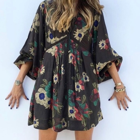 Free People Dresses & Skirts - {Free People} Strawberry Fields Printed Mini Dress